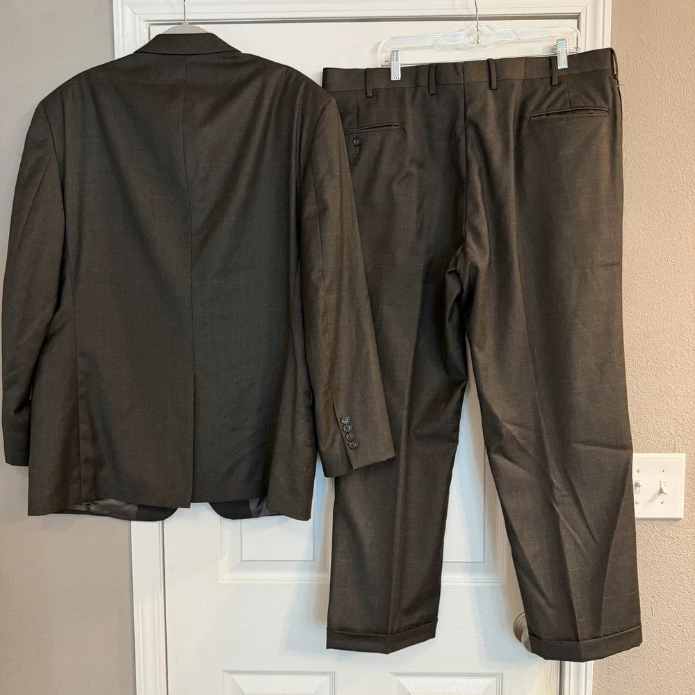 Jos A Bank Brown Suit 46R Wool Pleated Cuffed Pants 40 X 29 Windowpane READ